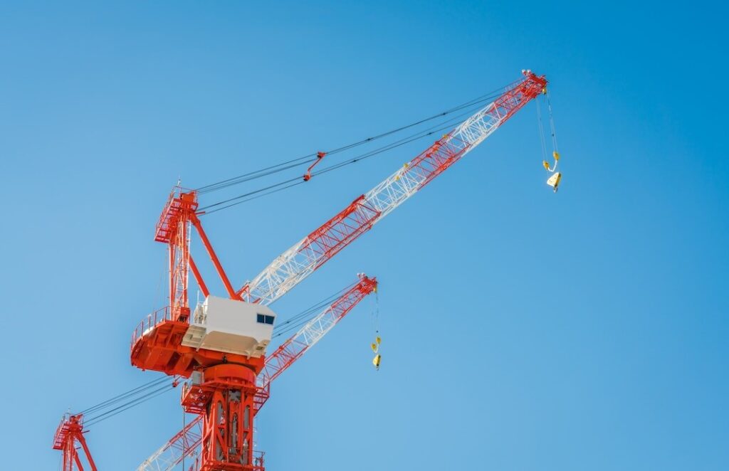 What Are the Advantages of Using Crane Rental Services in Littleton?